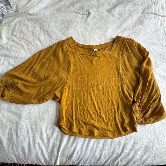 Anthropologie Akemi Kin Gold Decker Blouse - Picture 4 of 7